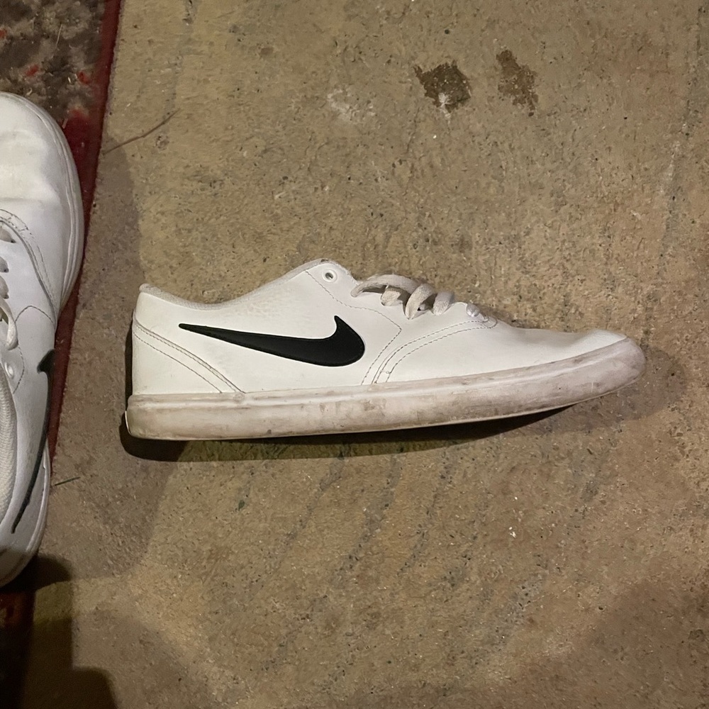 Nike Skateboard Mens Shoe -Size 11